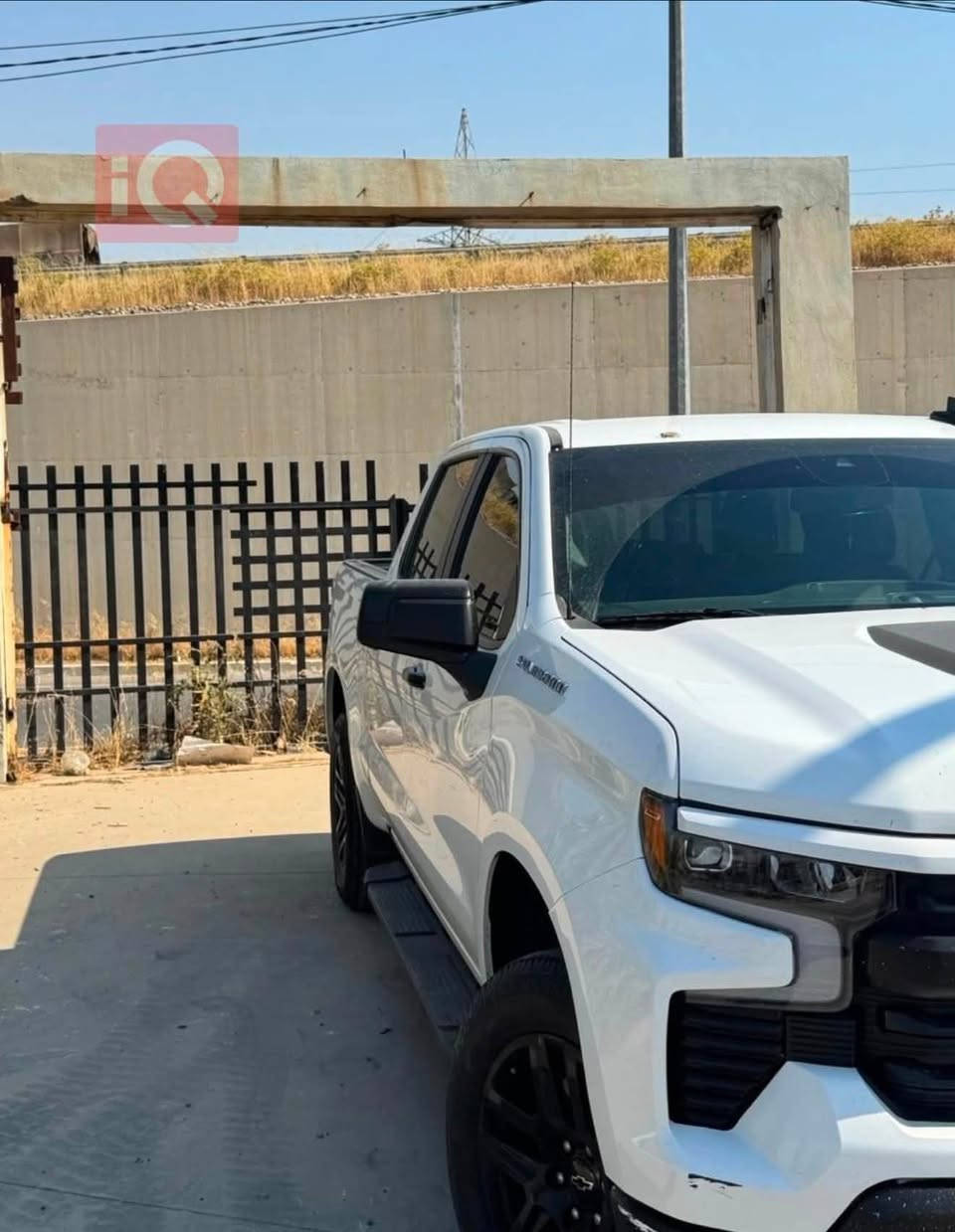 سلافرادو 2023 كوستم للبيع
كلين 

مكان أربيل 

مرقمه جاهزه وياها باج تظليل

ماشيه 78000الف كم

سعر:28500

دفترين و خمسه وثمانين ورقه

***********
