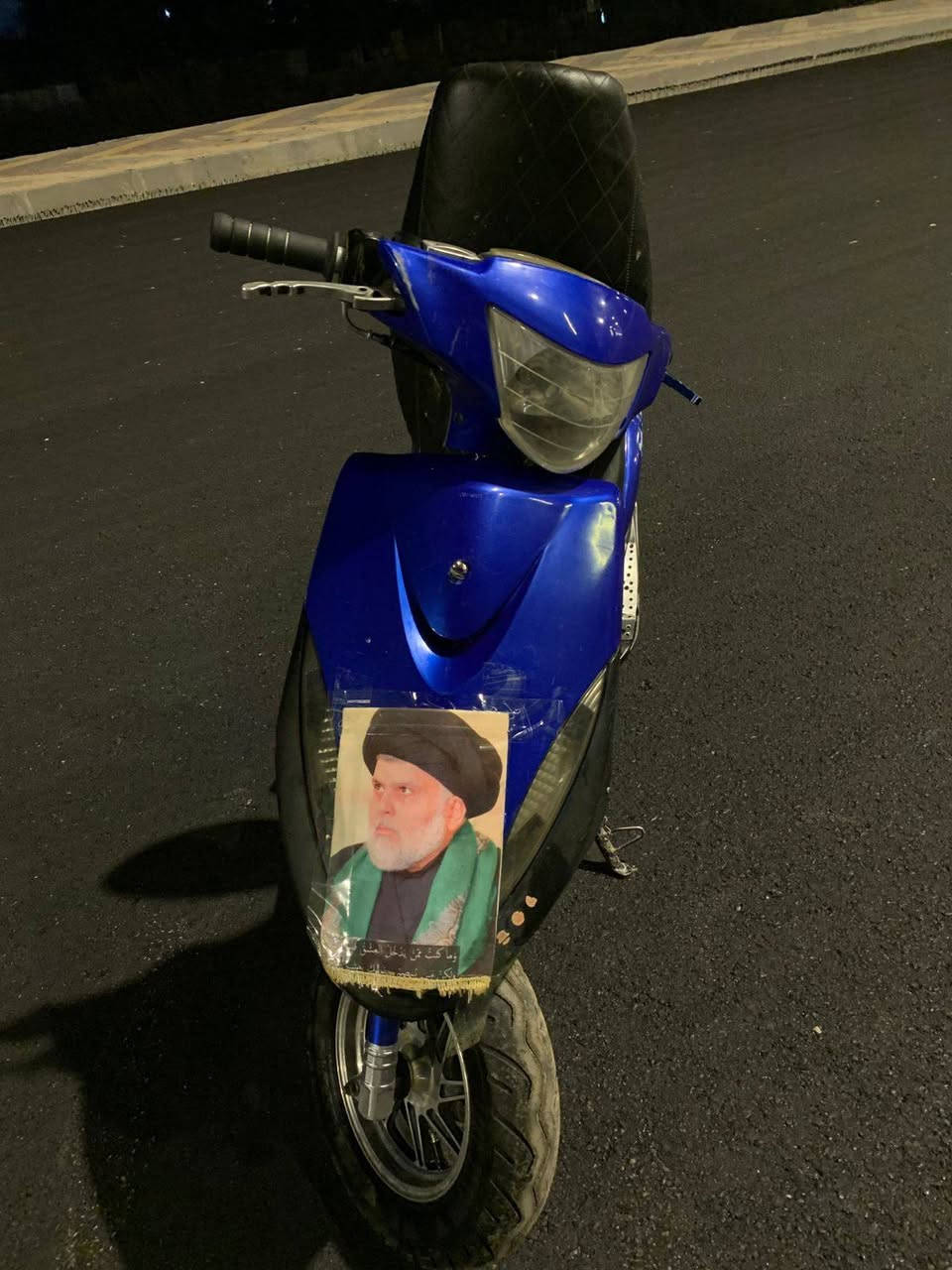 السلام عليكم ورحمة الله وبركاته
ماكس عدله للبيع 
دراجه نضيفه ونعمه من الله شلعه ومشي 
دراجه كهربائياته كله شغاله من الطول إلى الطول 
نكره سلف هندر واحد شرط 
لا تنقيص ولا تبخير 
السعر 550 وبيه مجال 
مكاني ناصريه مركز قرب المدينه المائيه
للتواصل ***********
