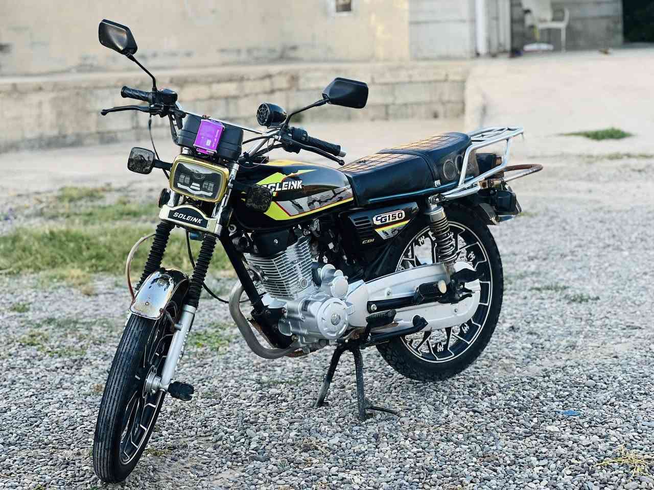 السلام عليكم ماطور سونيك موديل ٢٠٢٤
محرك150cc شرط ما مفتوح

بصمه سويج 

كله شغال كهربائيات 

لايت عالي ناصي اشاير كلشي شغال 

تواير جدد

صالنصه كاتم 

ويل عنكبوت 

شراي خاص مفتوح رقم بي واتساب ***********

