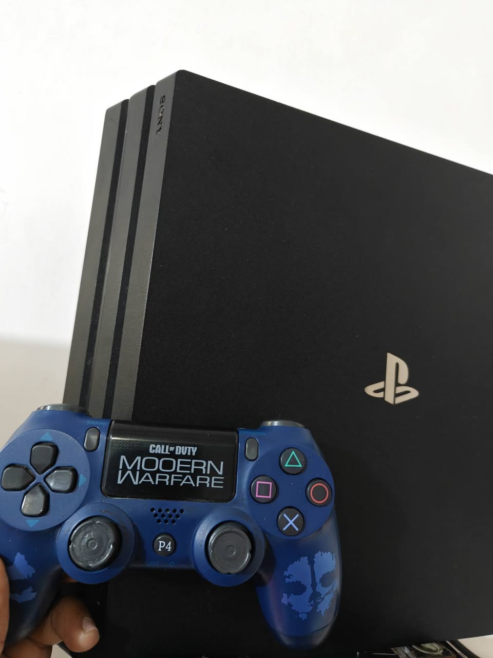 بلي 4 برو مهكر اصدار 12 قرص كامل ملحقات حتى كارتون مالته وياه جوستك تجاري وجوستك اصلي بيها درافت بالكير للبيع السعر 325 الف عنواني بغداد اي استفسار عالرقم ***********
