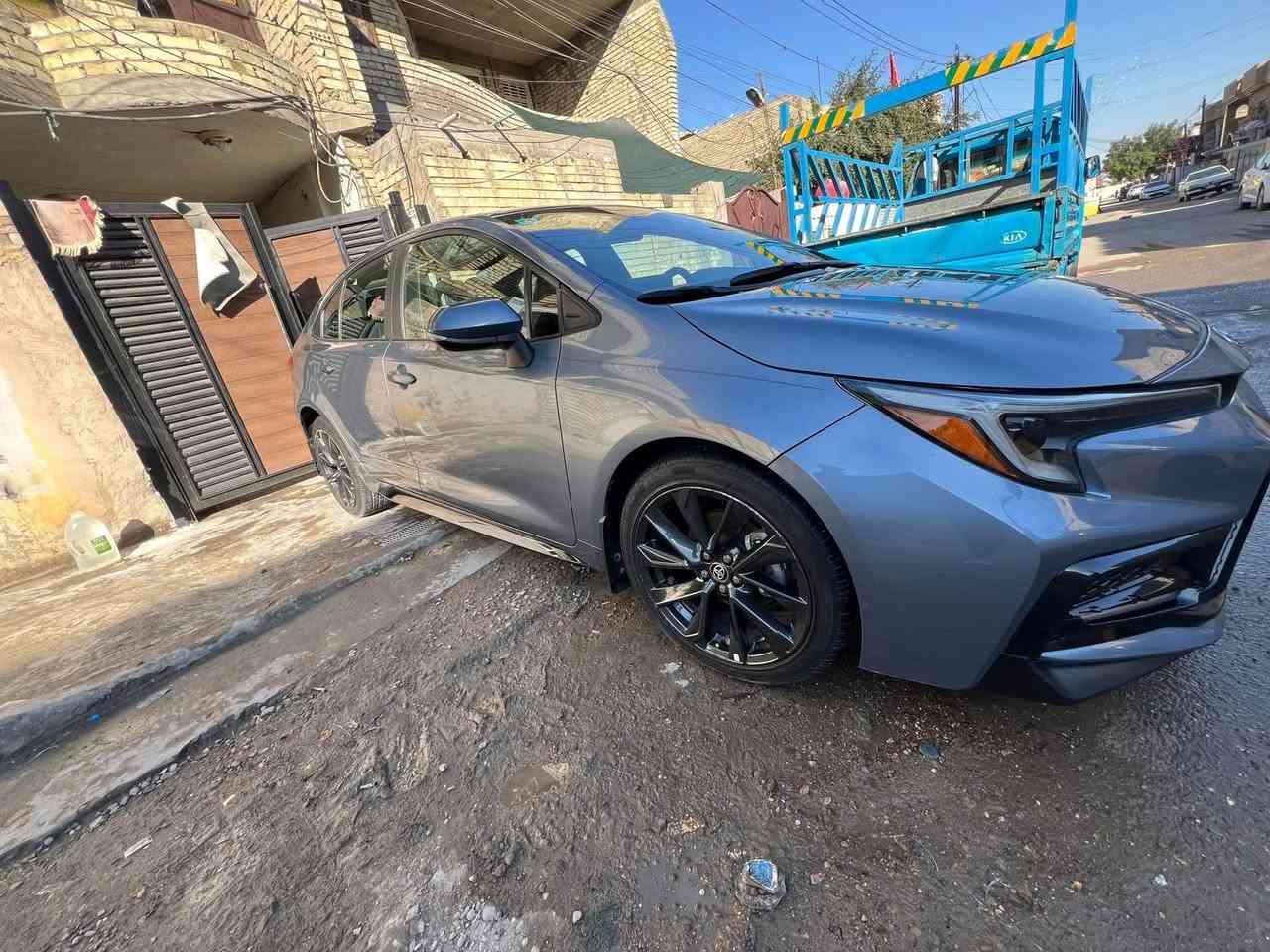 كورلا 2023/SE  وارد امريكي

رقم بغداد 

حادث فقط جاملغ الخلفي. مصلح نفسه سياره ليبل واحد 

اللون / فيلي  🩶

محرك 2000 كير 10 نمر + مكفولات من كلشي

تحكم جهتين

شاشه كبيره / كامره دواره

امامي LED / لايت زنون

اشاير بالمري

تبريد بيانو

شفتات ستيرن

رادار امامي

بلوتوث / اوكس /  ABS / USB

سايد بريك بصمه / نضام سبورت / مانع انزلاق 

لد بالدعاميه

شاشة اعطال

ويل كب 

السعر155 وبيه مجال  مكان بغداد الجديده 

تواصل على رقم  /***********
