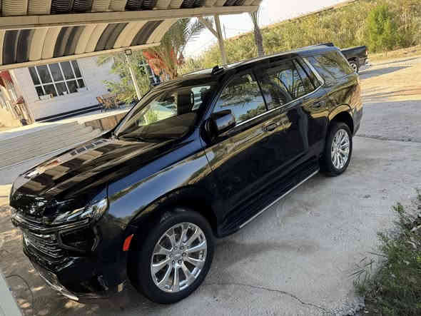 السلام عليكم تاهو بريميير السعر390 موديل 2023 مواصفات فول صوره الحادث مرفقه السياره ماشيه 21 رقم بغداد سنويه بسمي عنوان السياره واسط الزبيديه ***********
