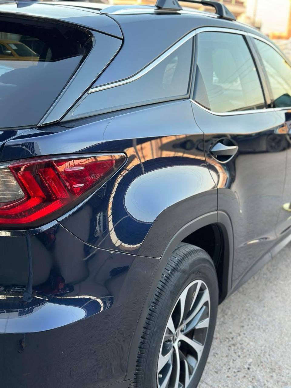 للبيع لكزس موديل 2022 ✅

سعرها ادخل ع رابط https://t.me/carssofiraq/15292

فئة RX350 ..
المواصفات ( فول 1/1 ) 

حجم المحرك 6 سلندر 3.5 

3 انظمه قياده 

صندوق كهرباء

بصمة + تشغيل عن بعد 

سلايد 

كشنات جلد + كهرباء

كشنات تدفئة + تبريد 

قطعتين تبريد 

ماوس للتحكم بأعدادات الشاشة 

3 وضعيات خزن ( ميموري ) للمقاعد + القيادة 

أستيرن متحرك كهربائي + تدفئة 

شحن وايرليس 

المرآة الوسطية أوتو وعاكس للأنارة العالية 

المرآة الجانبية متحركة مع غلق السيارة + قلاب مع وضعية الرجوع الى الخلف 

حساس أمامي + حساس خلفي أوتوبريك 

رادارت أمامي + خلفي والقيادة الذاتية 

والعديد من المواصفات لفئتها .. 

ضرر السيارة دعامية بنيد .. جاملغ بارد 

السيارة رقم  اربيل شرط التحويل
 رقم تلفون ***********
.
.
🚗اعرض سيارتك ع اقوى قناة تلكرام للبيع و شراء سيارات ادخل ع رابط 
👇👇
https://t.me/carssofiraq
