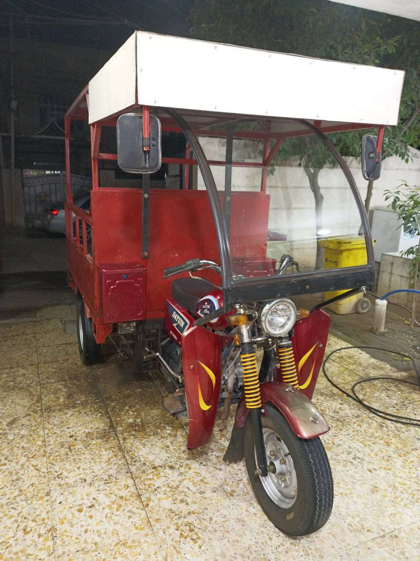 السلام عليكم ستوته دايوان موديل 20 أوراق كامله مدفوع گمرگها من شركه المصطفى نضيفه  جدا السعر 1700 مكاني الدولعي موبايل ***********
موبايل ***********
