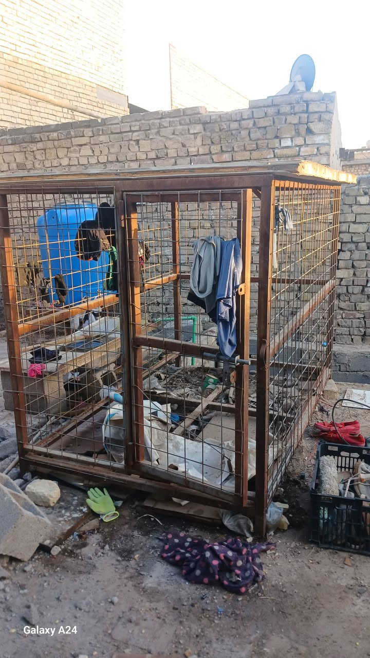للبيع ٢ متر / بمتر ونص المكان بغداد كفاءات العبيدي ***********
