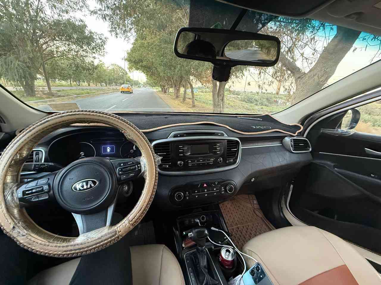 للبيع سياره سورنتو موديل 15 شكل ال 20 السياره خليجيه مكفوله كفاله عامه 6 سلندر 
195 وبيهه مجال قليل 

‭0772 602 0209‬

‭0773 534 6894‬
