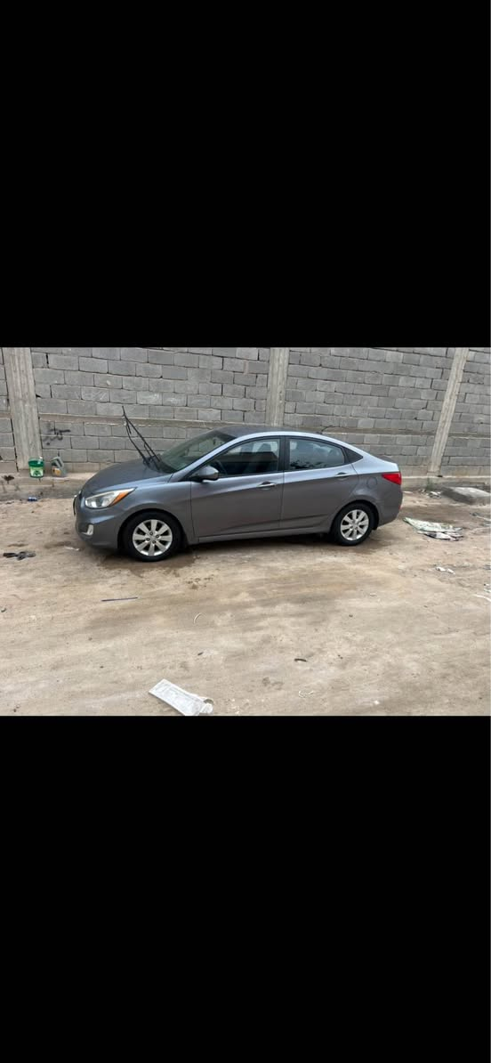 اكسنت امريكي محرك 1600 بصره حره سنويه 2028 سياره جاهزه تبريد محرك بيها صبغ 4 غطع ما بيها ضربه سعر 80 العنوان حمدان *********** البصرة, العراق
