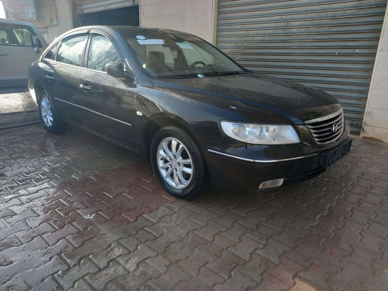 مشاء الله تبارك الرحمن 
                                                14800🔥🔥🔥🔥🔥
النوع : هونداي ازيرة 
موديل: 2008
الحالة : ممتاز
استراد : كوريا
المحرك : 27مطور
العيوب : لايوجد بأذن الله 
نوع الوقود : بنزين  
المميزات : مفتاح عادي +عداد اليزري +كراسي جلد + كراسي تحكم كهربائي + تدفئة في الكراسي + تحكم في المقود +مقود كهربائي + تحكم من المسند الخلفي+ شاشة الدار  + كاميره خلفيه + مكيف ثلاجه ❄️🥶 + منظومة صوت JBL+ حساسات خلفيه +رفارف الدار+كاميرا خلفية+

خالية من القص والبياد والسوس 

محرك وصاله وكمبيو لاقوة الا بالله 
يوجد توصيل جميع مدن ليبيا 

المكـان :- بنغازي 

رقم الهاتف
0930750618
0946487750


**إذا كنت صاحب هذا الإعلان وتريد حذفه لأي سبب، رجاءا أرسل رسالة إلى الدعم الفني**