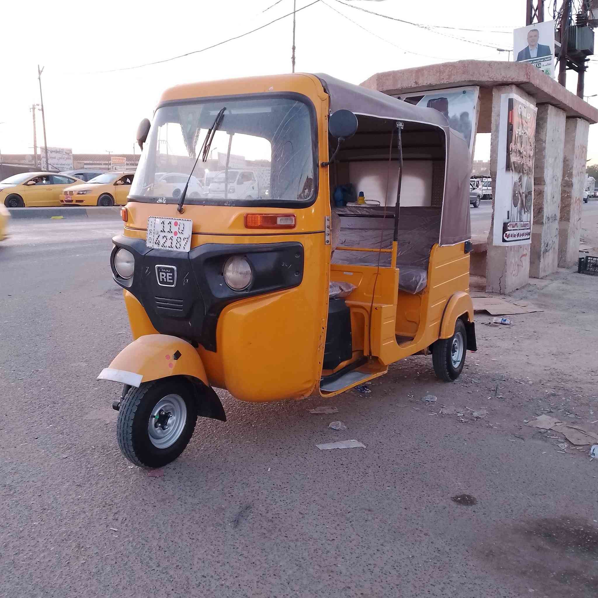 سلام عليكم ٢٠ رقم سنويه التكتك خير من الله   لسعر ٧و١٠٠ وبيهه مجال فقط للدوس مكان زعفرانيه رقمي***********
