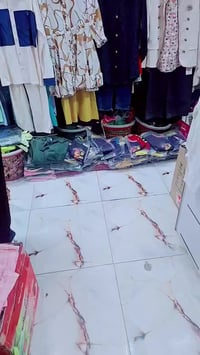 ملابس اطفال • ذي قار قضاء النصر • مقابل شركة الطائي