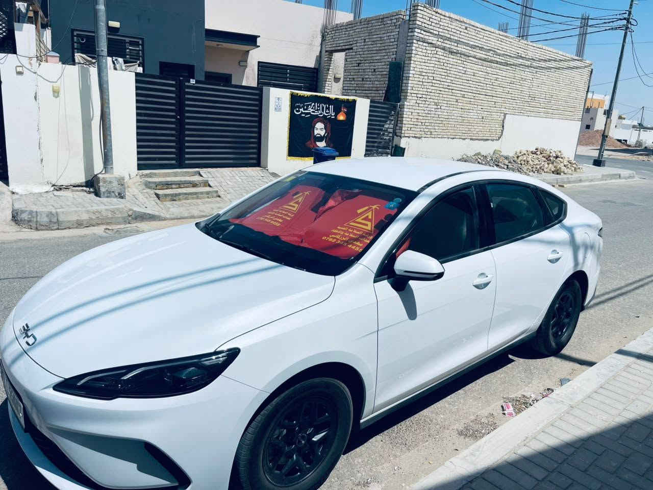 BYD سيل 5 
2025 ممشى 10 ألف كفالة عامة بيها رصعة خفيفة 
السيارة نظيفة كلش مالت جناي
رقم بغداد تحويل مباشر 

مواصفات 
تمشي 220 كيلو 
ثلاث انظمة (بانزين ٫ هايبرد ٫ كهرباء)

شاحنة جديدة اصلية 
سيارة جاهزة من كلشي 
السعر 18 مليون و 750 وبيها مجال 
مكان السيارة بغداد/ الحرية 

السيارة خالية من أي عيب محتاج فلوس وأريد ابيع
للاستفسار 
***********
