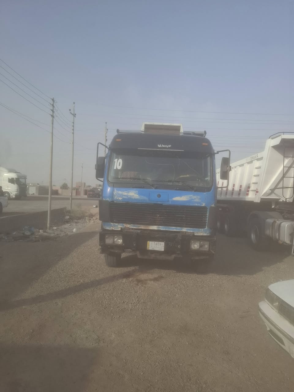 سيارة للبيع تريله قلاب مربوطه قلاب موديل ٨٣ محرك٢٨ كير ١٣٠ باج بطن بلادي سبرنك هوائي تبريد شغال تخم تاير السعر ٢١٠ بيها مجال ***********
