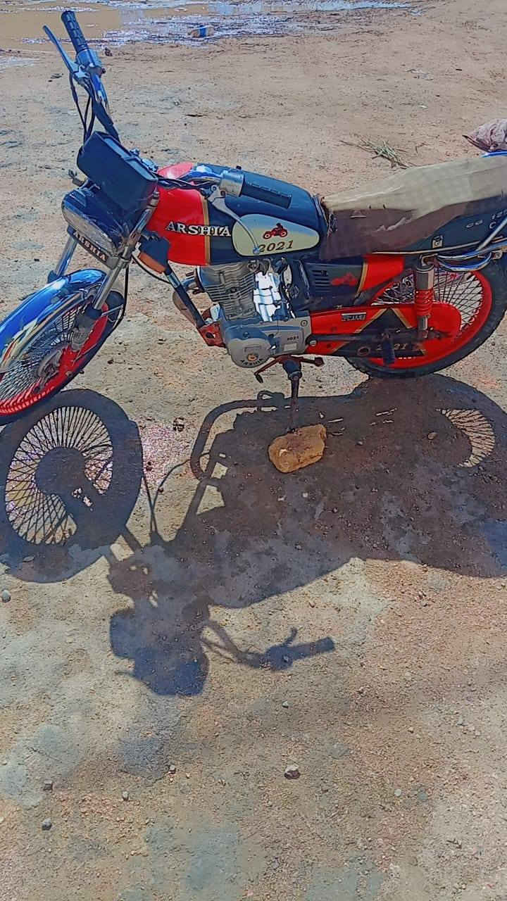 دراجه ارشا للبيع أوراق اصولي موديل ٢١ مكاني رميثه السعر 500 وبي مجال ***********
