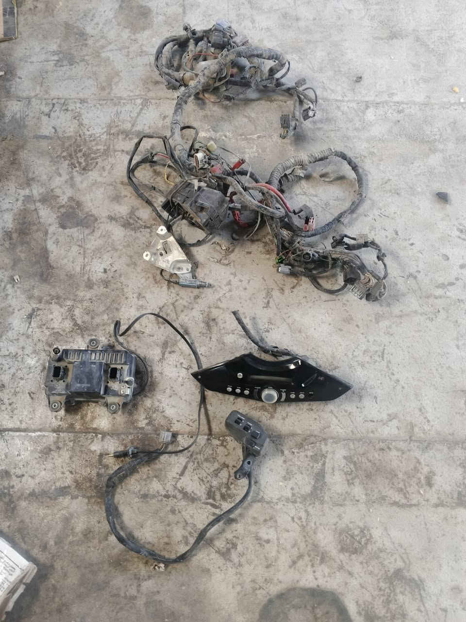 السلام عليكم 
 مسجل 0/10 للبيع ب175 قفله 
فقط شاشه عاطله وتصلح عادي 
كامل مع ضفيره 
توصيل كافه المحافصات🚚
مكان ابو غريب خرنابات 🚩
***********بي واتساب
#الجميع
