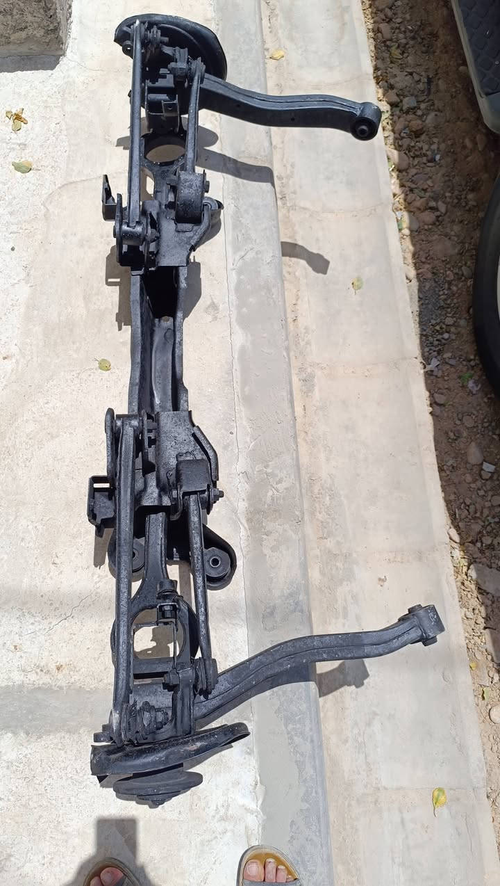 عريانه خلفيه 94ام ادسك مو بنز العنوان بعقوبه بهرز قيم بما يرضي الله وخذهه***********
