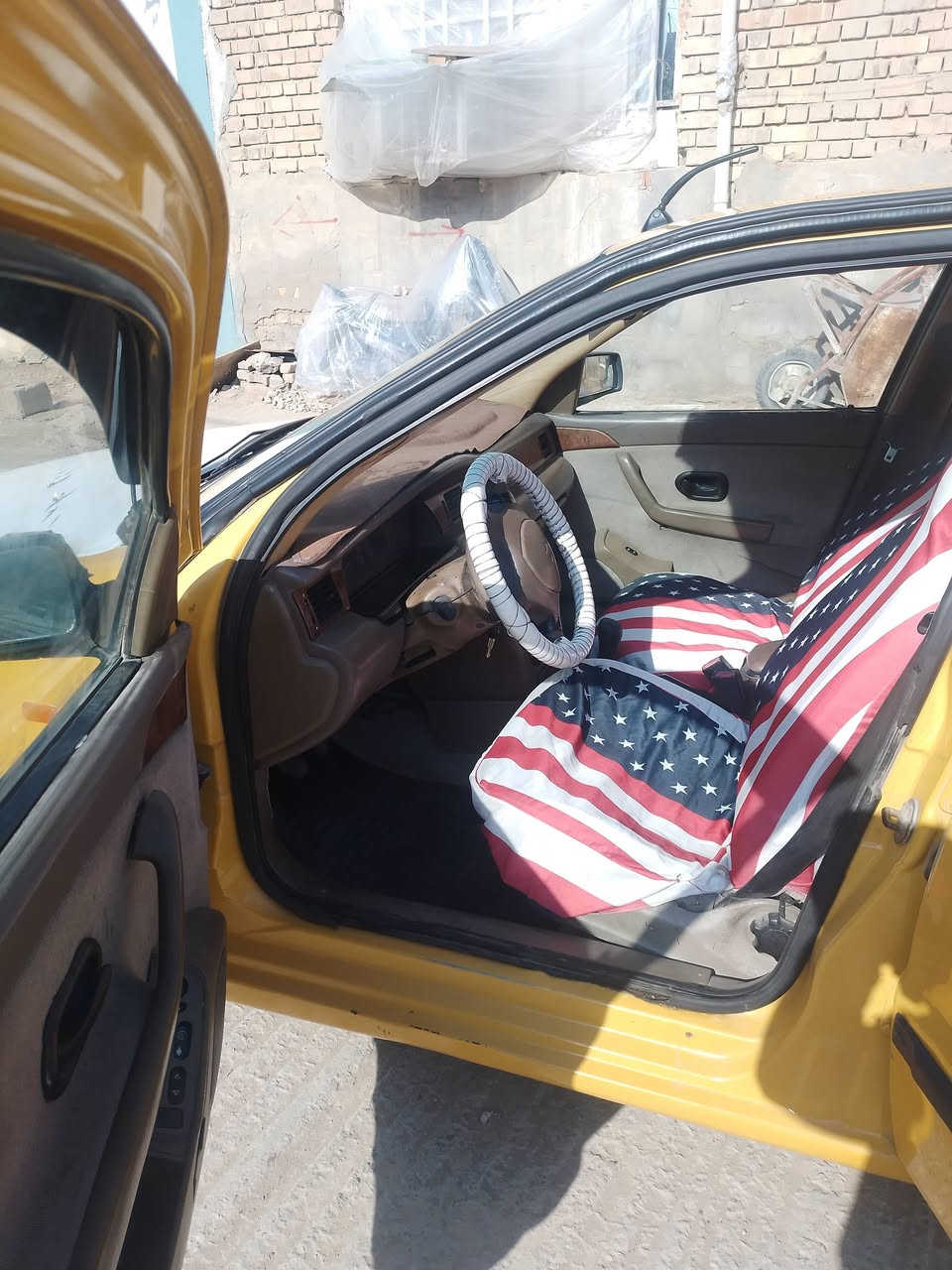 سلام عليكم 
سمند 2011 نضيفه محرك مكفول كهربائيات نضافه فول 
رقم واسط 
السعر 38 وبيها مجال 
***********
