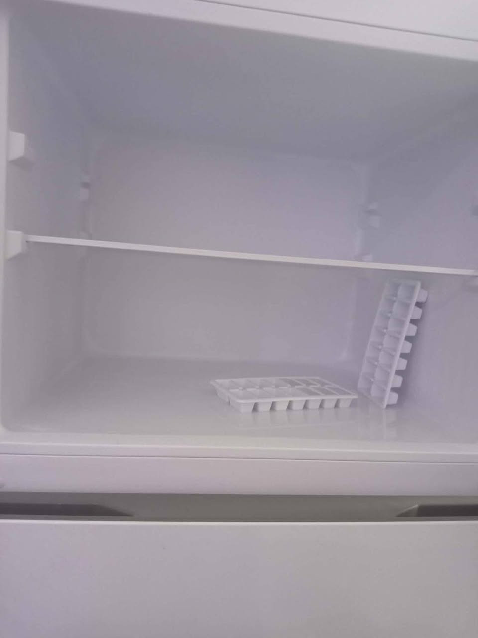 السلام عليكم ثلاجه جديده ممستعمله رايدهه ب٥٠٠ عنواني حي الجهاد رقم الهاتف
***********
