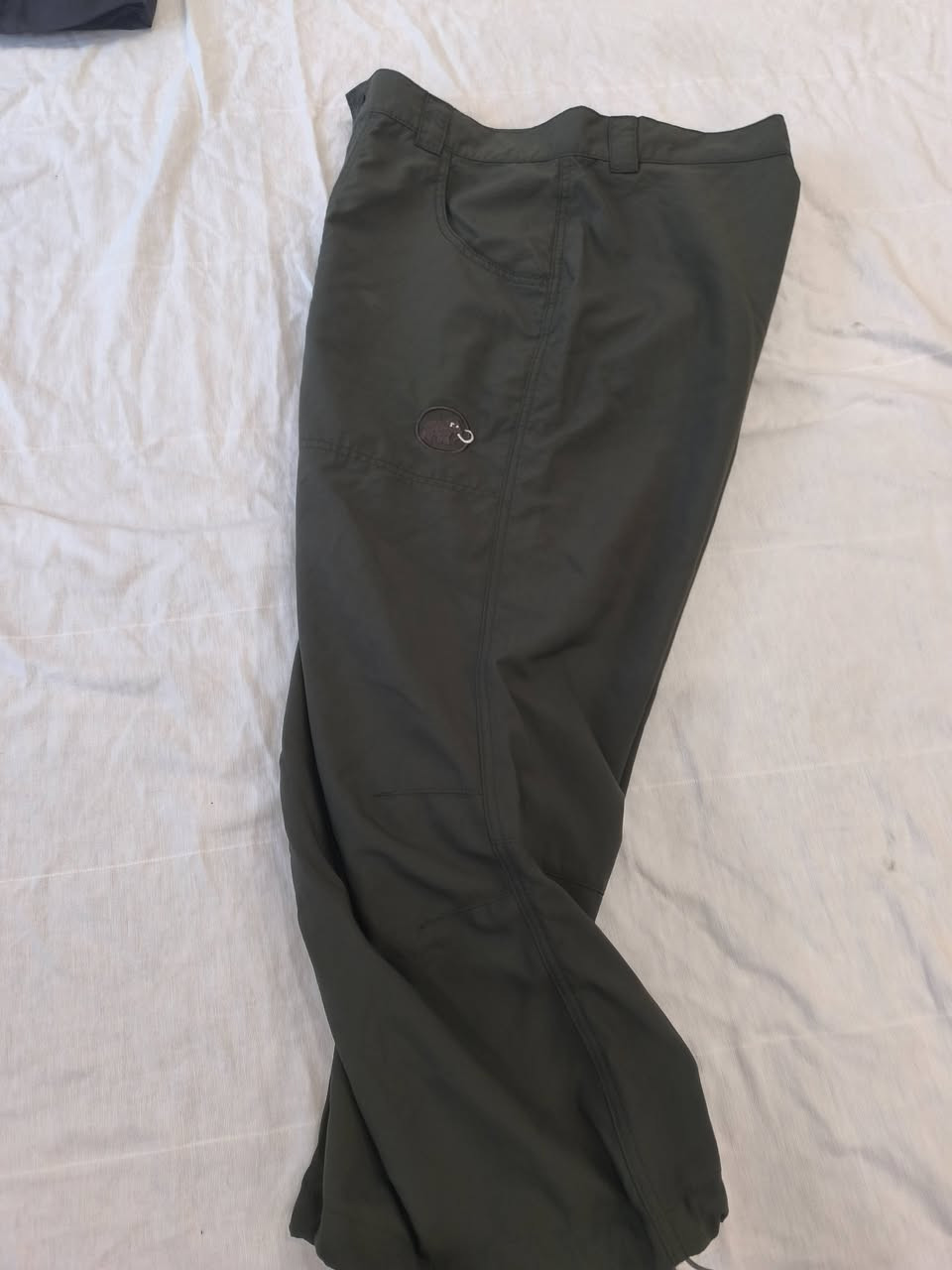 سی چارگ برموده 
كمر 30سم
سعر 15ھزار
شۆیین ھولیر


**إذا كنت صاحب هذا الإعلان وتريد حذفه لأي سبب، رجاءا أرسل رسالة إلى الدعم الفني**