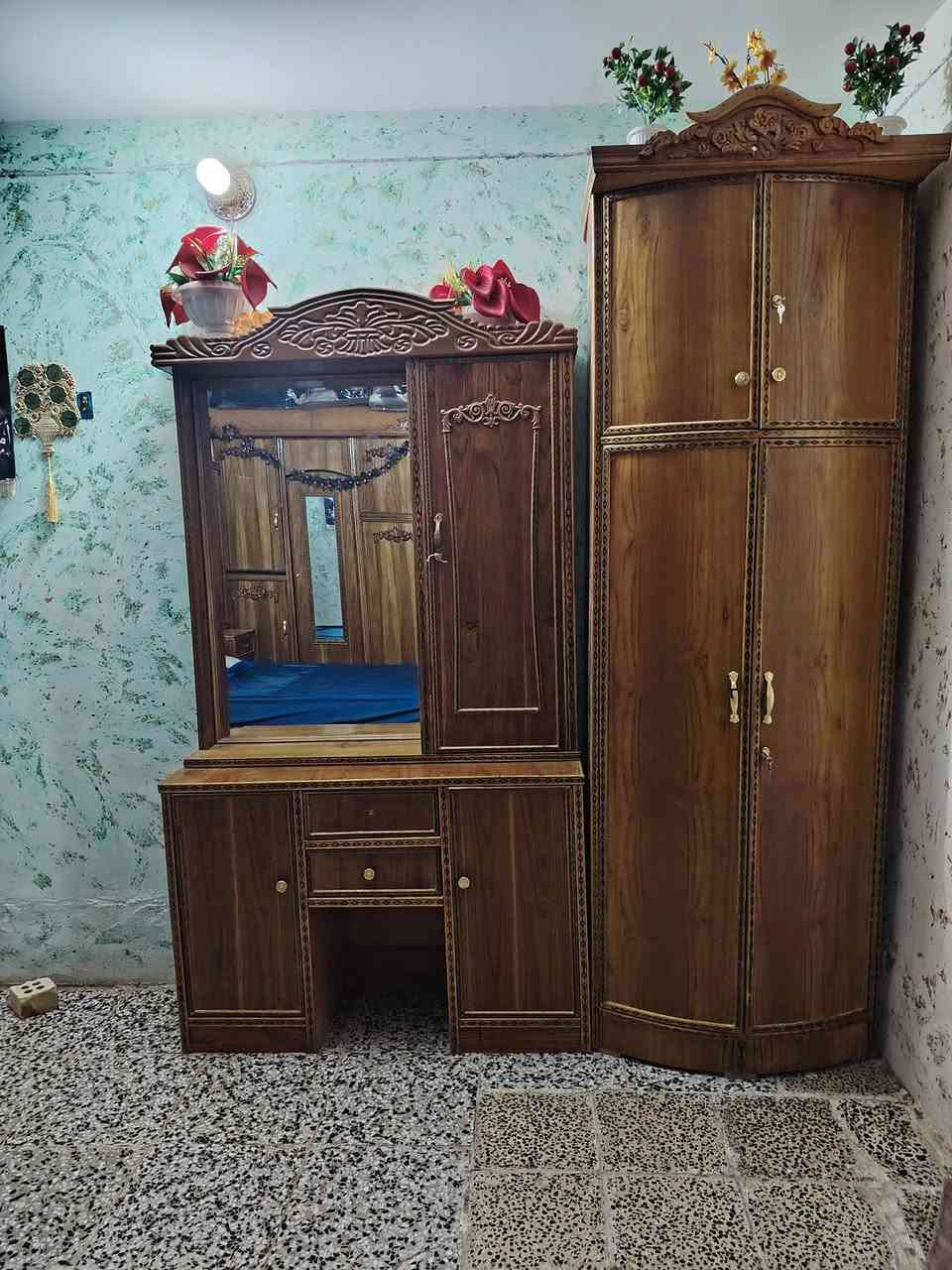 سلام عليكم لبيع غرفه نوم مستعمله نضيفه في كربلاء ***********
