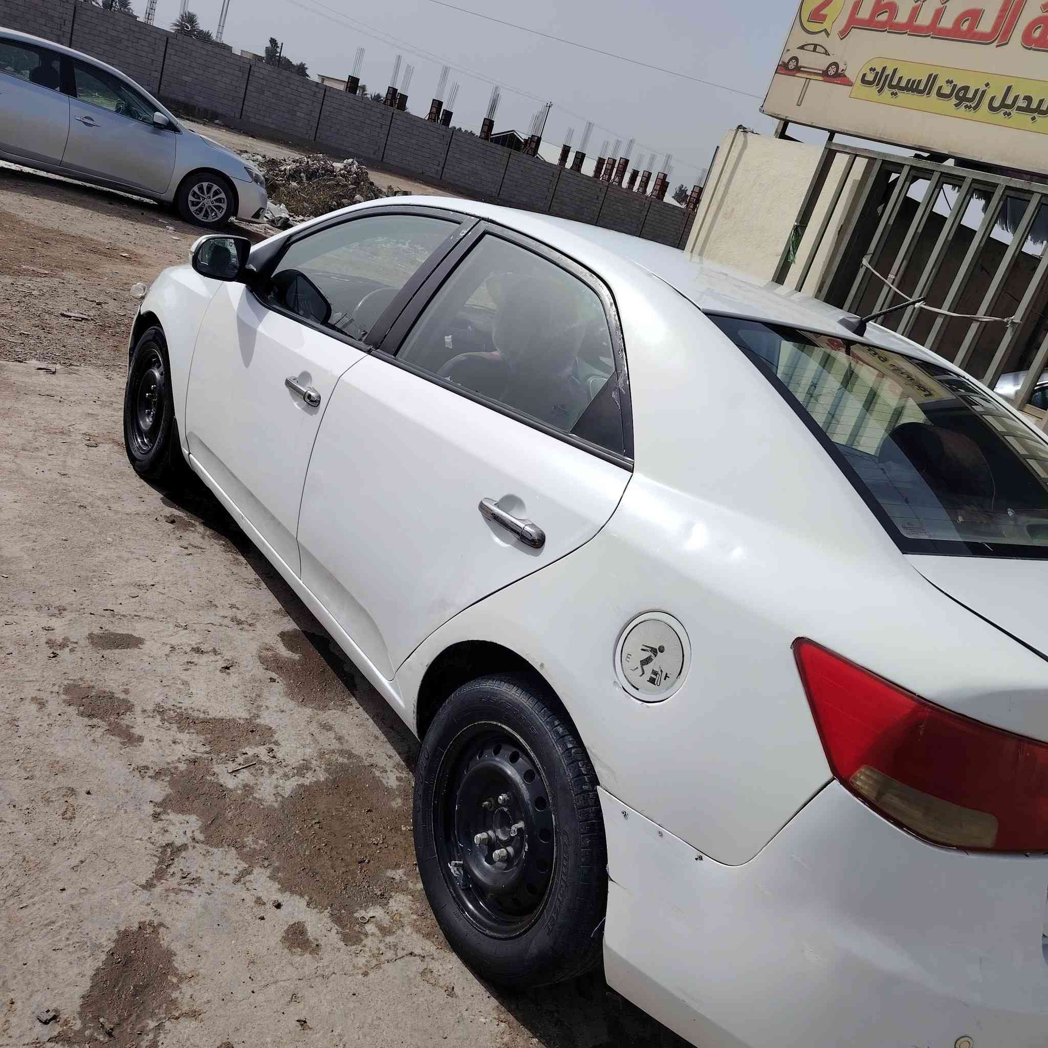 الوعود الكاذبه
كيا سيراتو وارد خليجي
موديل ١١ رقم شمالي أربيل
محرك ١٦٠٠ كير ٦ نمر
موصفات نص فول
حساس خلفي وخلفي
اشاير بل مري
شاشه تاب كامره خلفيه
بلوتوث حاكيه كشن كهربائي
دوشمه عامه تخم تاير ترايك وين ميعجبك
كهربائيات بجيس سياره مال جناي
بيه ٣ قطع صبق بدون دواخل شرط الفحص
يرادله ملاحظات بسيطه
سعر ٩٥ أوبيه مجال جادين فقط
أقره منشور الاخير اوالاتكلي شبيه مابيه
***********
