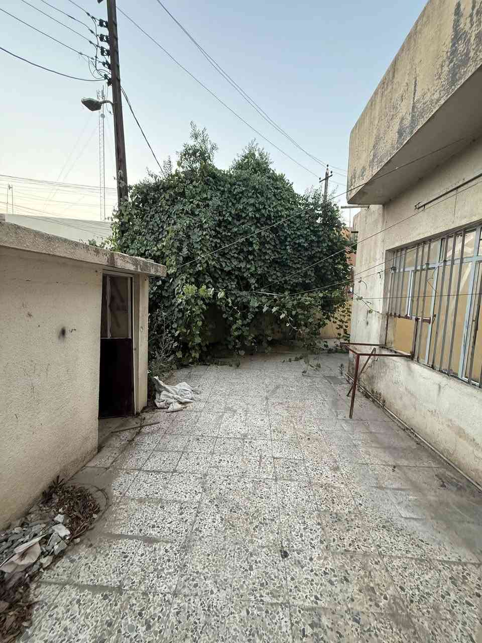 سلام عليكم لدينه بيت * للإيجار في حي
البكر موقع
مميز شارع 20
بناء قديم مرتب صالح للسكن
يحتوي البيت ع اسقبال وهول و 2 غرف نوم ا وصحيات ومناور وكراج سياره
ط2 هول و2 غرف نوم | وصحيات ومطبخ حار
ومناور
وبيتونه
للاستفسار عن سعر الايجار ولبيت الاتصال ع الأرقام
***********
***********
