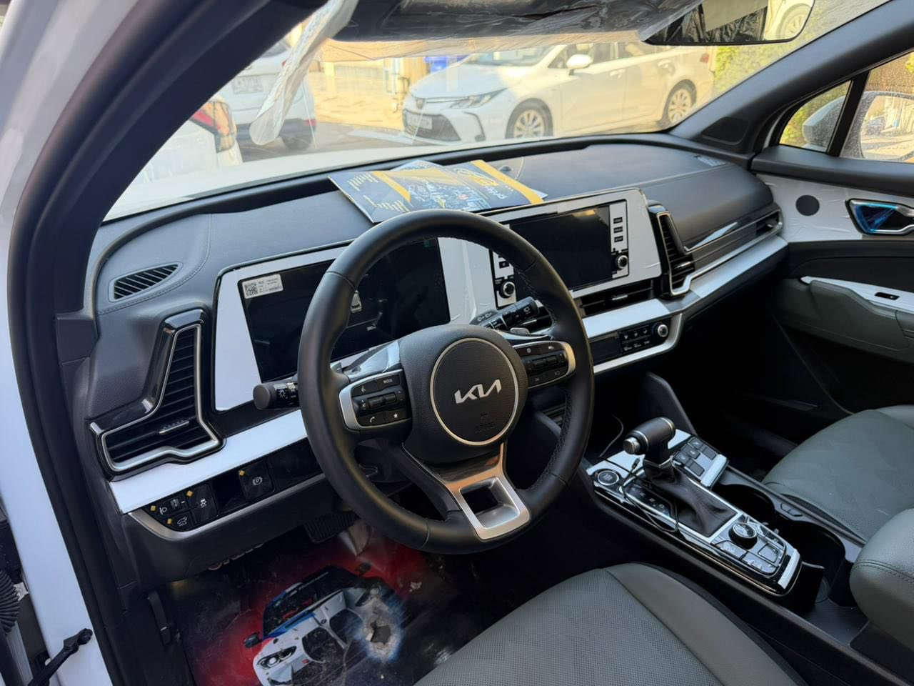 كيا سبورتج بلاك اديشن 2025
رقم اربيل
داخل زيتوني 
قماره حديد
ماشيه 400 كيلو فقط
اتريد وكاله اتريد تحويل 
 السعر 243 وبيها مجال 
***********
