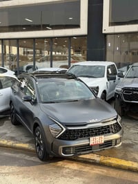 كيا سبورتج ٢٠٢٣ X_line فول لونها الوحيد ماشيا ٤٥ الف كيلو اعلى مواصفات...