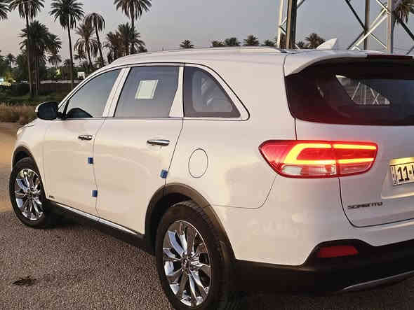 كيا سورنتو خليجي
كفاله عامه
رقم بغداد باسمي شخصيا
موديل 2016
لون ابيض 
6 سلندر 7 راكب 
فووول مواصفات ١/١
بصمتين: تشغيل وتقفيل 
بنورمااااا طكتين جام 
فور ويل 4:4
مانع انزلاق وانحدار 
زراك لايت بلدعامية 
بردات خلفية اصلية 
كشنات جلد اصلي لونين ومغلف جلد
كشنات تدفئة وتبريد 
كشنات الخلفيه تدفئه
شاشة كبيرة اندرويد 
نظام ايكو درايف
سايد بريك دكمه 
حساس امامي وخلفي 
كامرة دوارة اصلية 
مري شفط مع القفل 
جي : بي: اس: خرائط طرق 
اريل ابيض طيارة 
تحكم استيرن فول 
حاكية : ابلوتوث: اوكس 
كيجات السرعة زئبقية 
شاشة الدشبول الكترونية 
تبريد ابيانو لمس 
تبريد ٣ قطع ثلج 
اضواء ترحيب بليدات 
علامة سورنتو بلدوسة 
لد امامي وخلفي 
لايت زنون اصلي 
جنطه كهرباء تفتح عند الاقتراب
اشاير بلمري 
يدات نيكل اصلي 
ويل اكروم ١٩ 
تخم تاير جديد لك
ماشية 95 الف اصلي 
كير ومكينة وصدر وحدادية  خير من اللة 
سيارة جديدة وجاهزة مابية اي نقص
السعر 227
للاستفسار ***********
