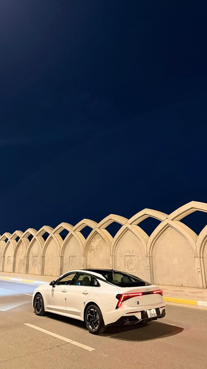 السلام عليكم
للبيع K5  خليجي مديل 2026 بنراما

ماشيه 16 الف 

بيه بارد باب الخلفي 

السعر 228$

مكاني كربلاء 

***********
