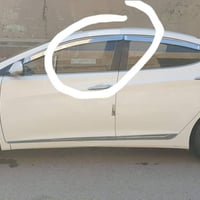 النترا ٢٠١٦ • ابيض • كامرة خلفية