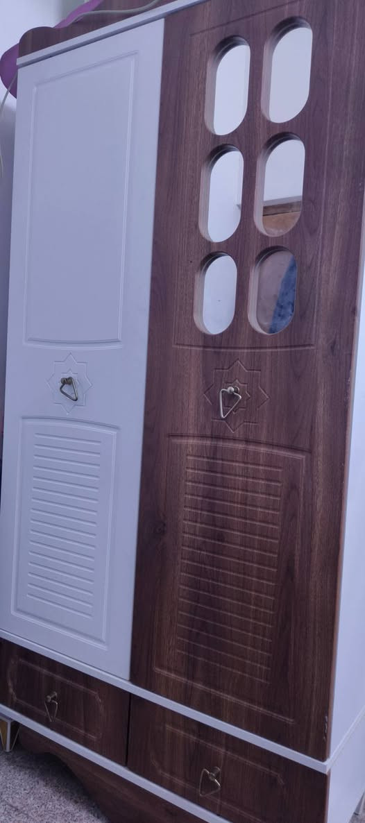 كنتور بابين تركي للاطفال نظيف كلش سعر ١٠٠ وعلينه نفتحه بس تاخذو تشدو


**إذا كنت صاحب هذا الإعلان وتريد حذفه لأي سبب، رجاءا أرسل رسالة إلى الدعم الفني**