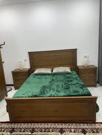 غرفة نوم • صاج خشب ثقيل • شهر ونص