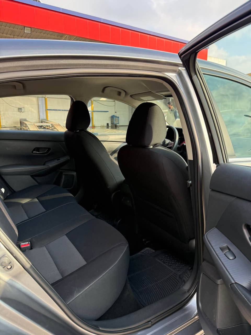 ﷽

نیسان سینترا مودیل 2024 (SV)✅
نرخ : 132$ وەرەقە و مجال 
رەنگ : نەفتی🩶
مەکینە : V4 2.0L🚀
گێر تۆماتیک
ماوەی رۆشتن 18 هەزار میل 📦 
مواسەفات SV ✅
بەسمە 
شاشە گەورە و کامیرە 
ویلکەپ بیلاد 
سێ مۆدی لیخورین(ECO-NORMAL-SPORT)
حەساس ی پشتەوە 
راداری پیش و پشت و تەنیشت و خەتی جادە ٣٦٠ دەرەجە 
ئوتۆ ستارت
زۆر مواسەفاتی تر … 
تێبینی : یەک چاملخی پپشتی هەیە لەگەل یەک بست سندوقەکەی و بێ ژۆری و بێ ایرباگ پیشی کەپسە  هەموو بیلادە کەپس 
مەکینە و گێر و رادار و بەردی گزۆز و کارەبایت هەموو بە شەرت 
سەیارەکە ژمارە کاتیە 3 مانگی لەگەلە 

‏ WhatsApp - Vibir‏‎‏‎‏‎
☎️0750-887-59-65
شوین : هەولیر 

سلام عليكم 
نيسان سینترا  2024 (SV)✅
سعر: 132$ ورقة مجال 
لون: نفطي 🩶
محرك : V4 2.0L🚀
گير اوتو 
ماشي : 18 الف ميل 
مواصفات SV : 
بصمة 
شاشة و كاميرا 
رادار ٣٦٠ درجة 
ويل كپ بيلاد 
تحكمات ستيرن 
نظام (ECO , NORMAL , SPORT)
بعد مواصفات أخرى…..
ملاحظة: واحد جاملخ خلفي و شبر من سندوق بدون دواخل و ايرباكات كل سليم 💯 بجم كل علي وضع شركة 
محرك و گير رادار و حجر گزوز ب شرط 💯
سيارة بدون رقم تترقم شمالي باقي ثلاث شهر

‏ WhatsApp - Vibir‏‎‏‎‏‎
☎️***********

عنوان / اربيل أربيل, العراق
