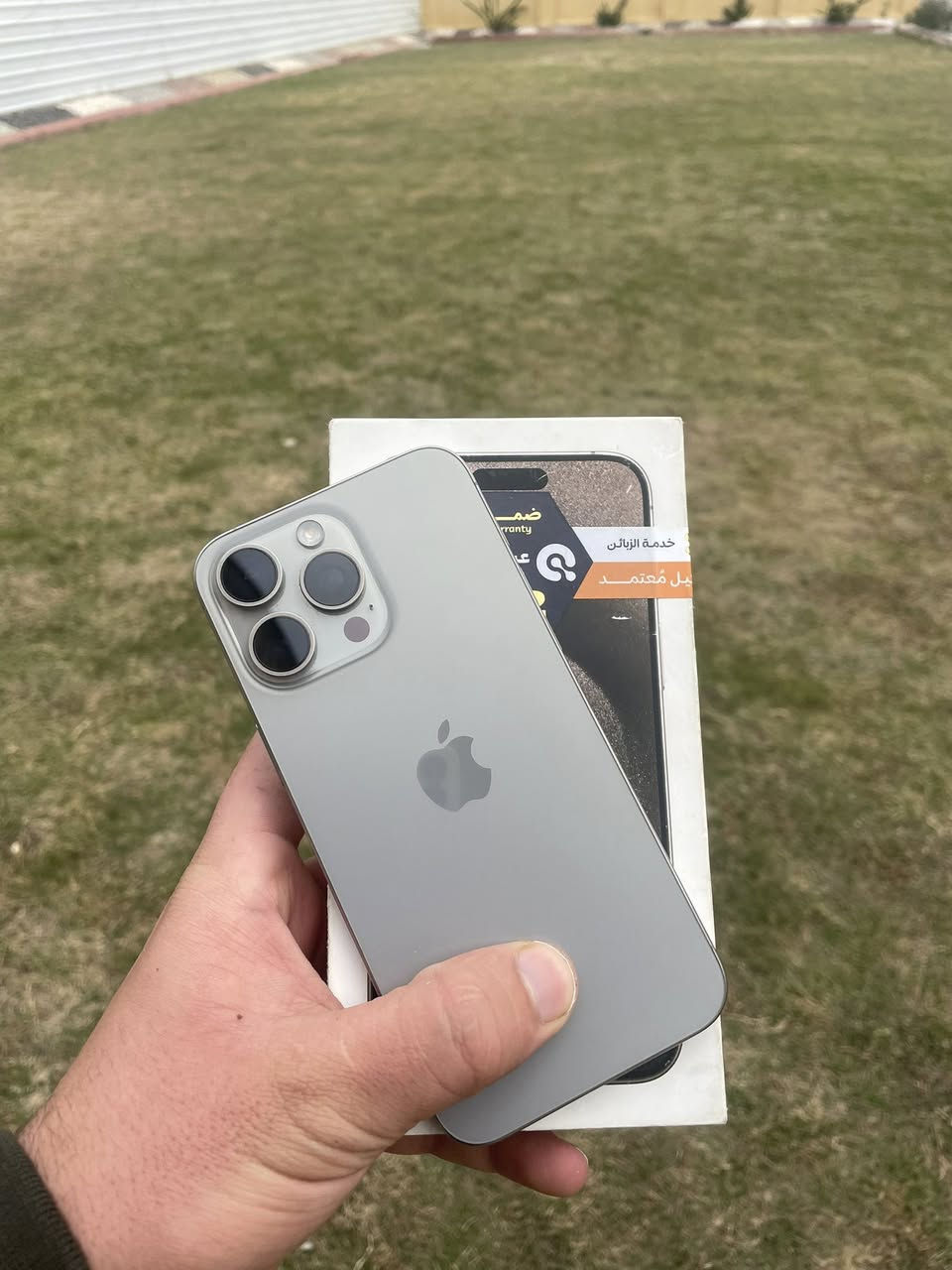 من رخصه الادمن ايفون15برو ماكس  256 جهاز ماستر شرق اوسط مكفول من الفتح
بطاريه 85عدد دورات شحن 405 مكفول حتى من الشخط 
مكاني بغداد سلمان باك سعر 950 وبي مجال 
رقمي ***********
ادمن وافق
