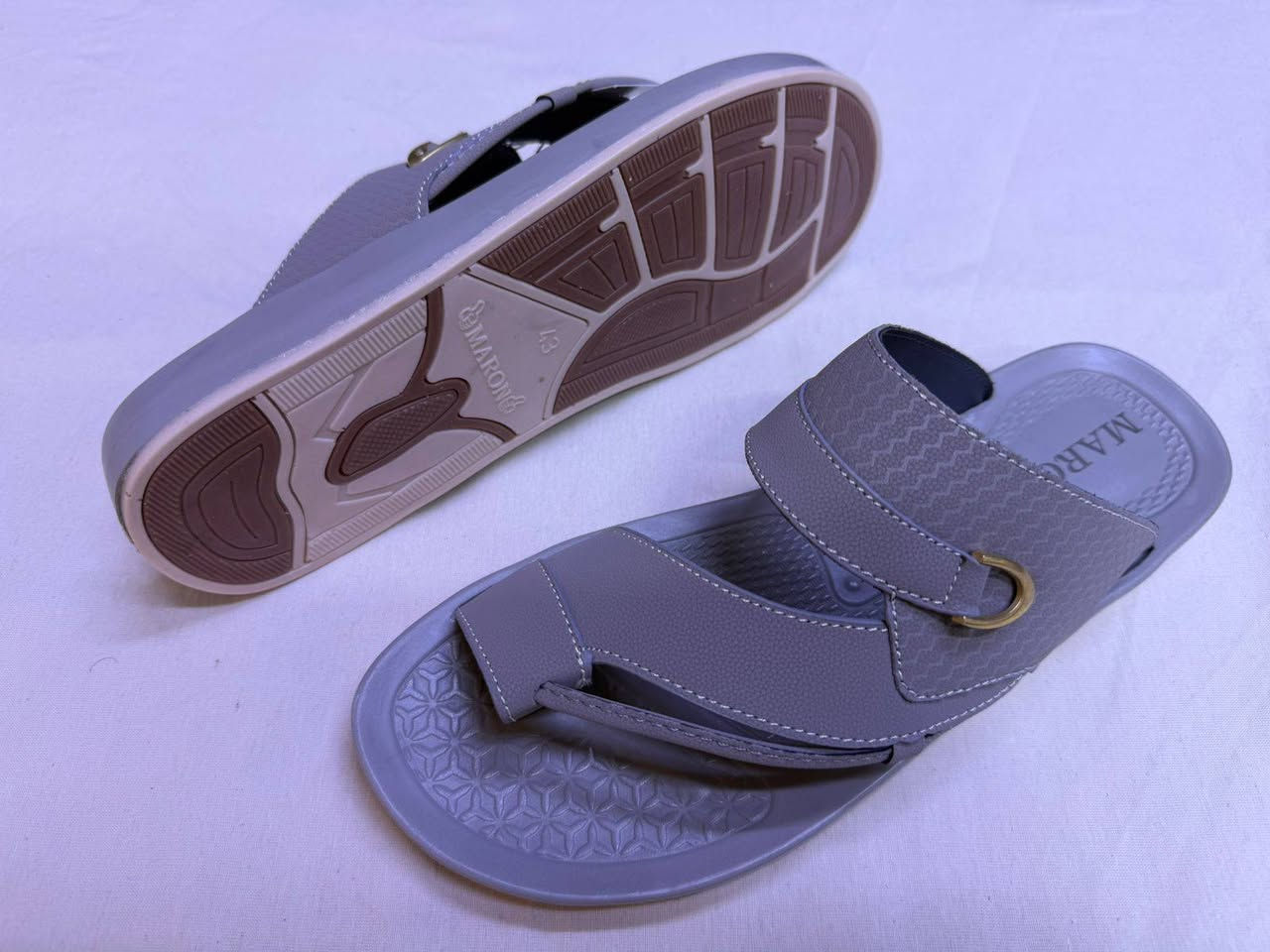 توفرت الان 
الشحاطه المارون طبي لجلاتين

جميع الالوان والقياسات متوفر 
للحجز والاستفسار واتساب فقط 

,***********
***********
للطلب ارسال وقمك وعنوانك
يوصلك طلب خلال 24ساعه 

توصيل جميع المحافظات مجانا مجانا مجانا 🚗 🚗🚗
