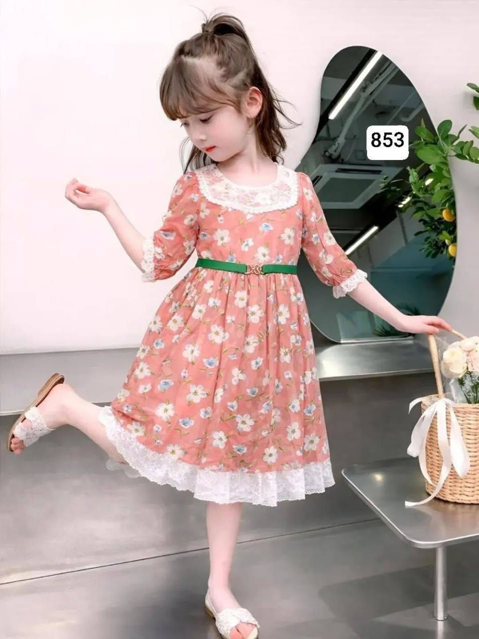 ثوب بناتي يلبس 7-12سنه
خامة تركي درجة أولى
خامته جرجيت تجنن متوفر حاليا
سعر 10 💥💥💥
 يوجد خدمه توصيل داخل كربلاء


**إذا كنت صاحب هذا الإعلان وتريد حذفه لأي سبب، رجاءا أرسل رسالة إلى الدعم الفني**