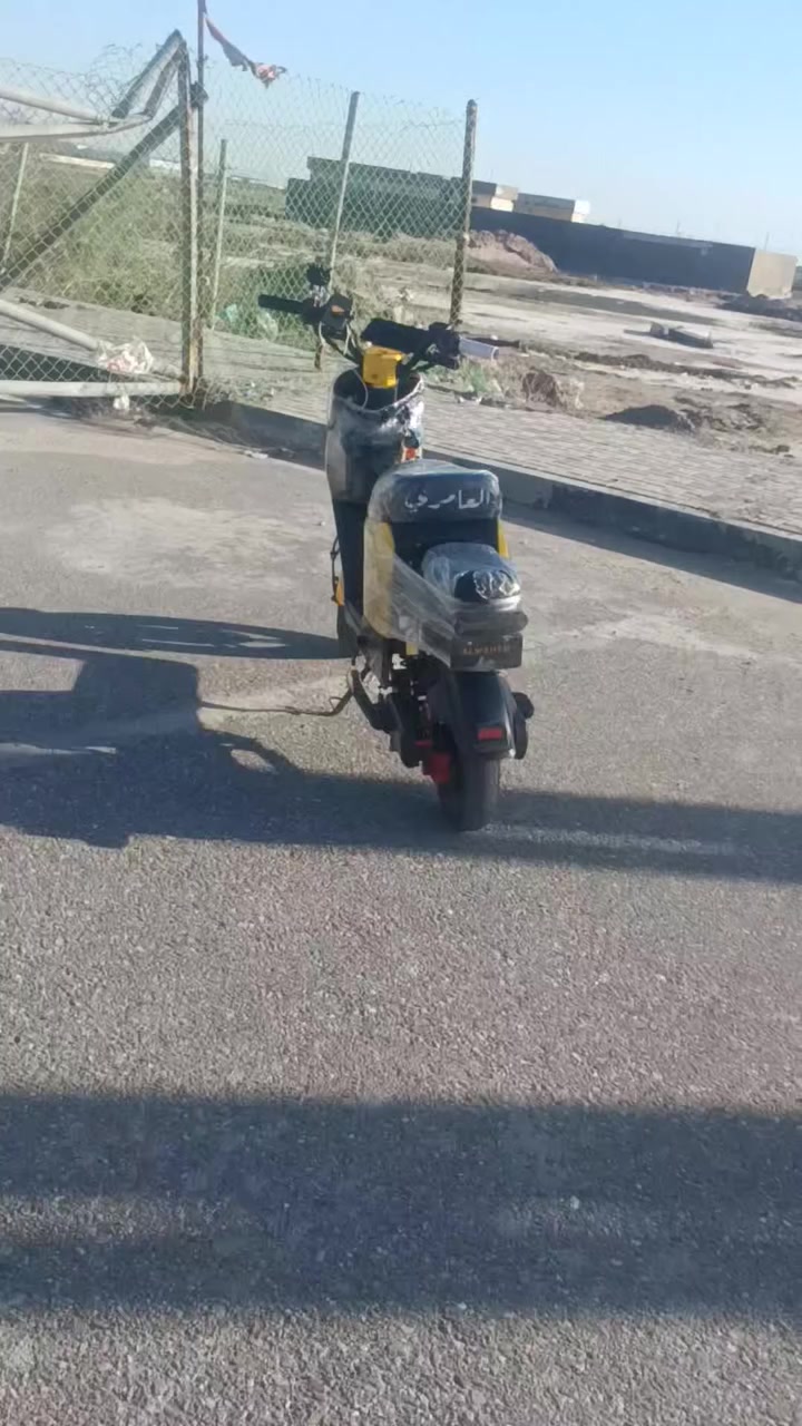 السلام عليكم دراجه شحن للبيع نظيفه حلوه بطارياتها نظيفه 32 امبير السعر 450 وبيها مجال مكان البصره بالخصيب ***********
