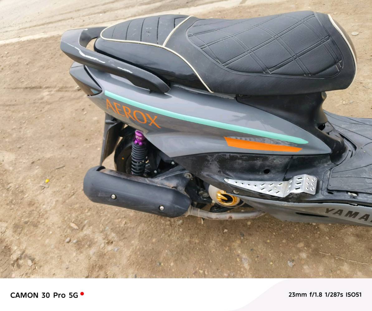 سلام عليكم سكنس نثية جاية من برة مزودة المكينة
كور رياضي صليب
بوشة رياضي 58.5
كام شفت رياضي
كابريتر قفاز تايوان اصلي بوق حجم 28
شوتة رياضي
افلاوين رياضي دبلات  رياضي
دبلات خلفي رياضي
يدات سكليتر رياضي 
يدات ابريك رياضي
افلنجة رياضي فج رياضي
عقل رياضي سعرة 130 الف
اكلجات رياضي اصلية تايوان
خرز FCS
اذرع KS
دواسات حديد KS
دراجة نضيفة اي شي مناقصها
اشاير لد الوان
ضوة امامي مال تي ماكس 135 دولار
ابلتوث بي ضوة
انارة خلفية رياضي غير لاشاير الوان
دشبول ناقصة بس كيلو متر
دراجة نضيفة اي شي معايزها اعيد وكرر نضيفة كلش شغلها خارج العراق شلعة معدل تاكل الكاع

سعرها 875 وبيها مجال للطيبين يرهم مراوس
مكاني بغداد الغزالية

***********
***********