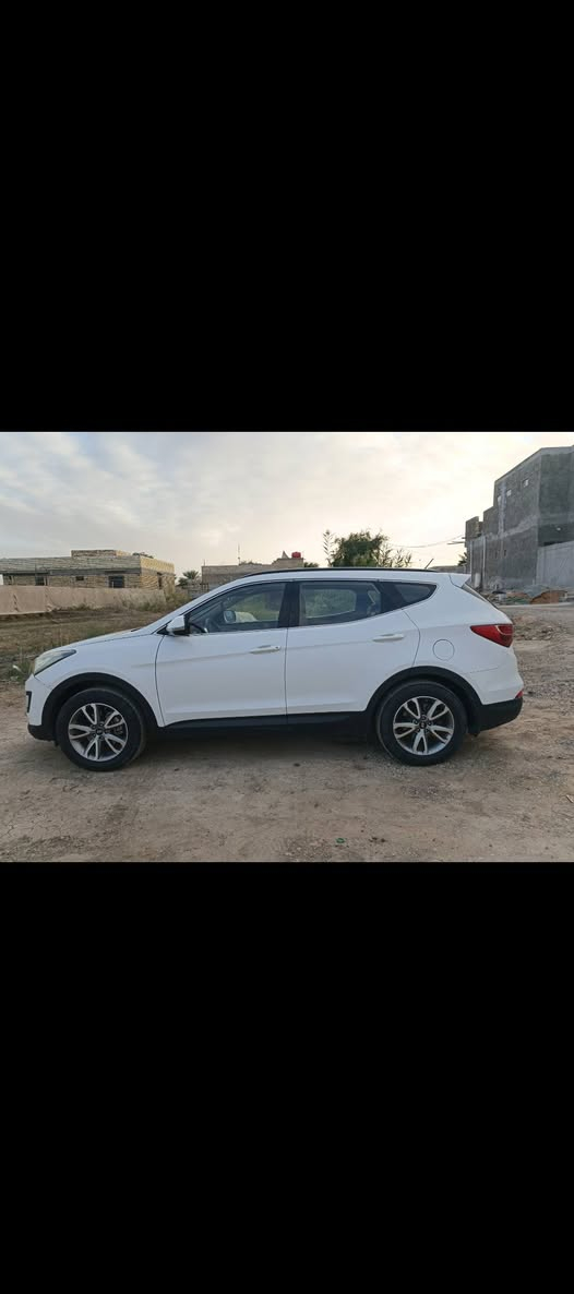 سلام عليكم.
.
.
.
هونداي سنتافي 
مواصفات:
: موديل 2015
: تبريد 3 قطع بارد جداً
: تحكم ستيرن
: 7 راكب
: 4 سلندر خليجي
: المحرك كفالة عامه
العنوان: الديوانيه قضاء الشاميه
رقم واسط السيارة باسمي تحويل ثاني يوم
السعر 165
بيها قطعتين فقط الجانب الايمن خدش ورصعات
البنيد صبغ فقط
للأستفسار ***********
