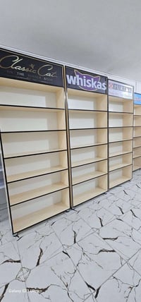 السعر 100 وبيهن مجال  العدد 10  07832053313