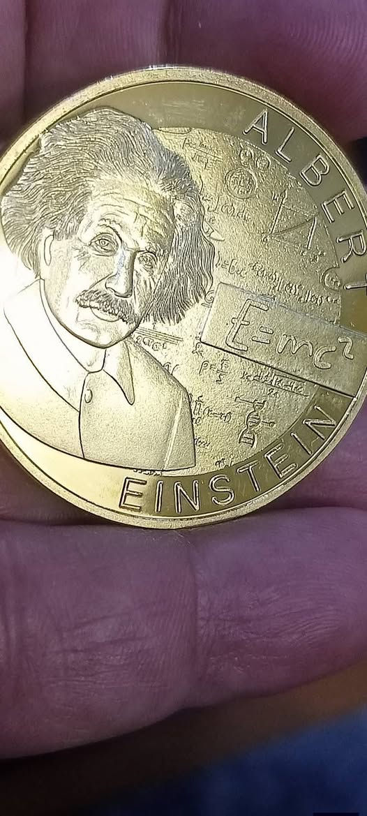 مسكوكة بروف بالكبسولة  للعالم انشتاين نحت بارز سعر5000د ويوجد اشكال اخرى


**إذا كنت صاحب هذا الإعلان وتريد حذفه لأي سبب، رجاءا أرسل رسالة إلى الدعم الفني**