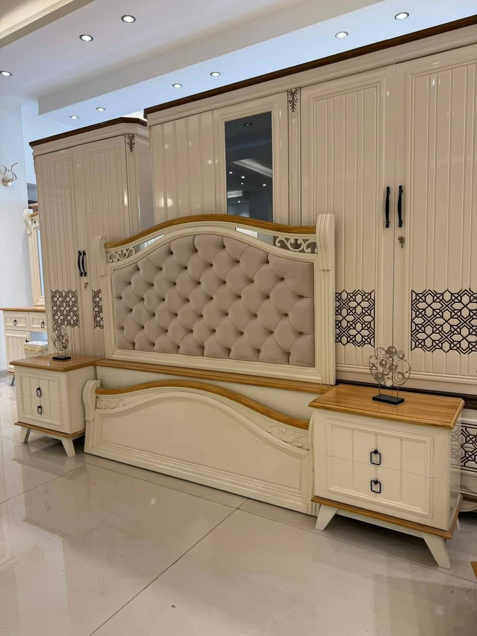 غرفه صاج تصميم تركي صبغ حراري ضمان خمس سنوات جديده وغير مستخدمه تكمه تفصال على يد نجار سعره مليون و800متوفر نقل


**إذا كنت صاحب هذا الإعلان وتريد حذفه لأي سبب، رجاءا أرسل رسالة إلى الدعم الفني**