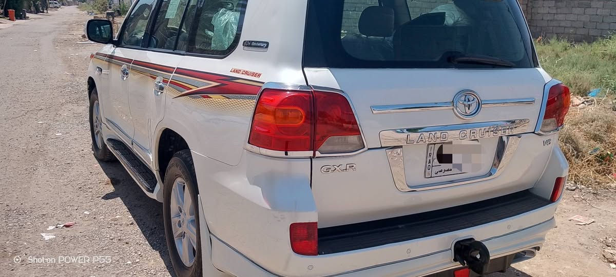 لادكروز موديل 10 رقم بغداد قطعتين صبغ جاملغ وباب بدون دواخل الباقي مكفوله محرك مجفت تجفيت جيد اتصال *********** سعر235 بعقوبة, ديالى
