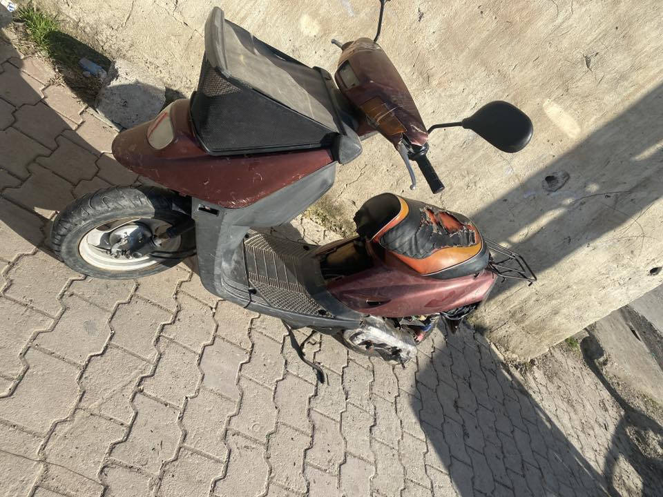 ماطور ياماها شرط كلشي شغال كهربائيات و  هندر واحد يشتغل نقص بس باتري سعر 150 مثل ماموضح  التفاصيل الاتصال بالرقم ***********
