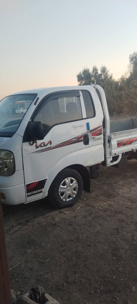 السلام عليكم توجد سياره للبيع موديل 2010 مكفوله كفاله عامه شرط السوناتا السعر ٧٣ وبيهه مجال ***********
