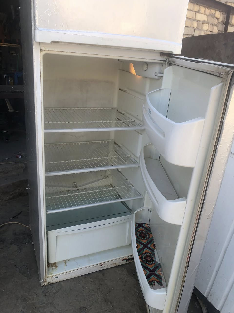 ثلاجه حجم جبير شرط التجميد نظيفه وسعره 130 وبيه مجال


**إذا كنت صاحب هذا الإعلان وتريد حذفه لأي سبب، رجاءا أرسل رسالة إلى الدعم الفني**