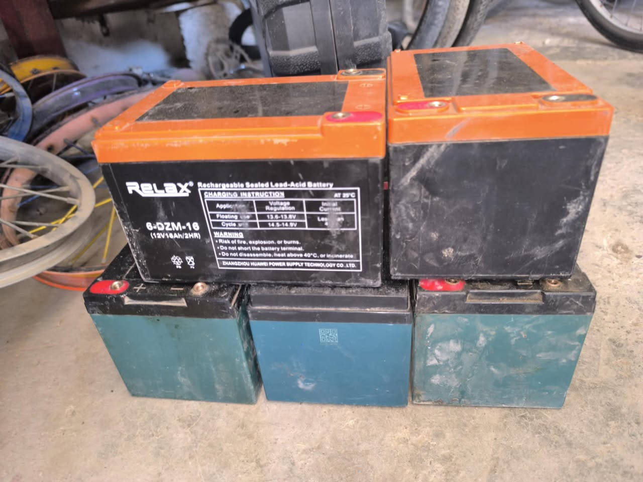 للبيع باسكل شحن شغال ويا بطاريات بس شدهن سعر ١٢٥مكاني شهربان


**إذا كنت صاحب هذا الإعلان وتريد حذفه لأي سبب، رجاءا أرسل رسالة إلى الدعم الفني**