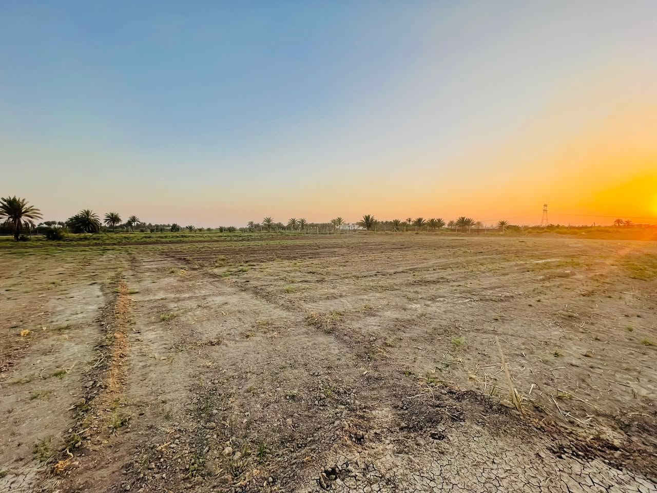 دوانم  يصلح مزارع  استثماريه او خاصه او سكن موقع مثالي 📍

طابو زراعي سند25                    تحويل مباشر 

           متوفره كافة الخدمات 

 الموقع خلف جامعة بابل قرب منطقة ربع سعود 

سعره مناسب كموقع ❤️‍🔥

لااستفسار اكثر 
***********
