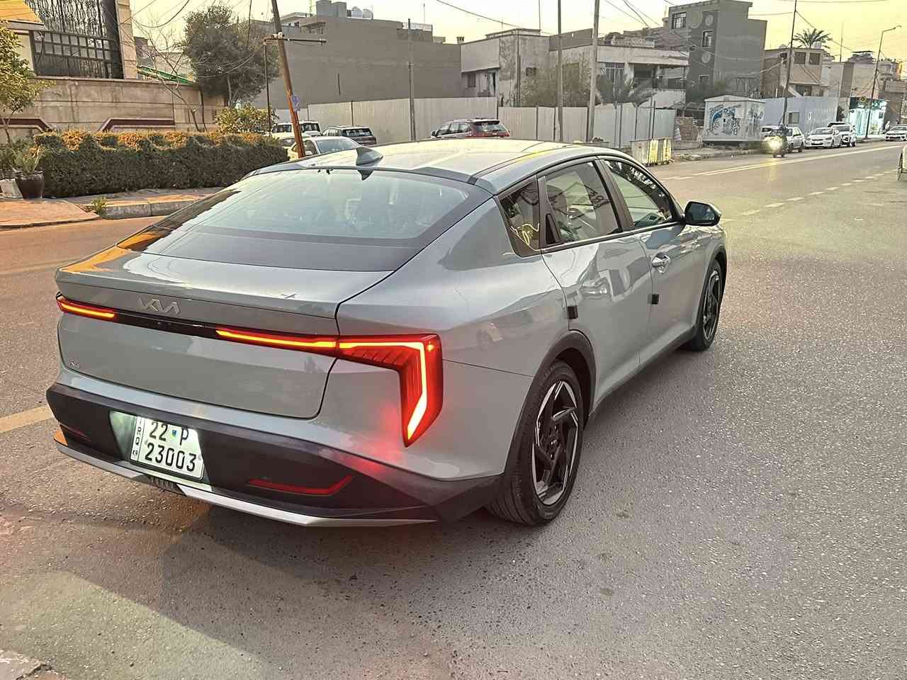 سلام عليكم للبيع كيا K4  موديل ٢٠٢٥ حادث موضح بالصور بدون دواخل  مواصفات فول عده الفتحه السياره باسمي سنويه تحويل مضمون العنوان بغداد الكاظميه السعر ١٧٩ وبي مجال للشراي يتصل ***********
