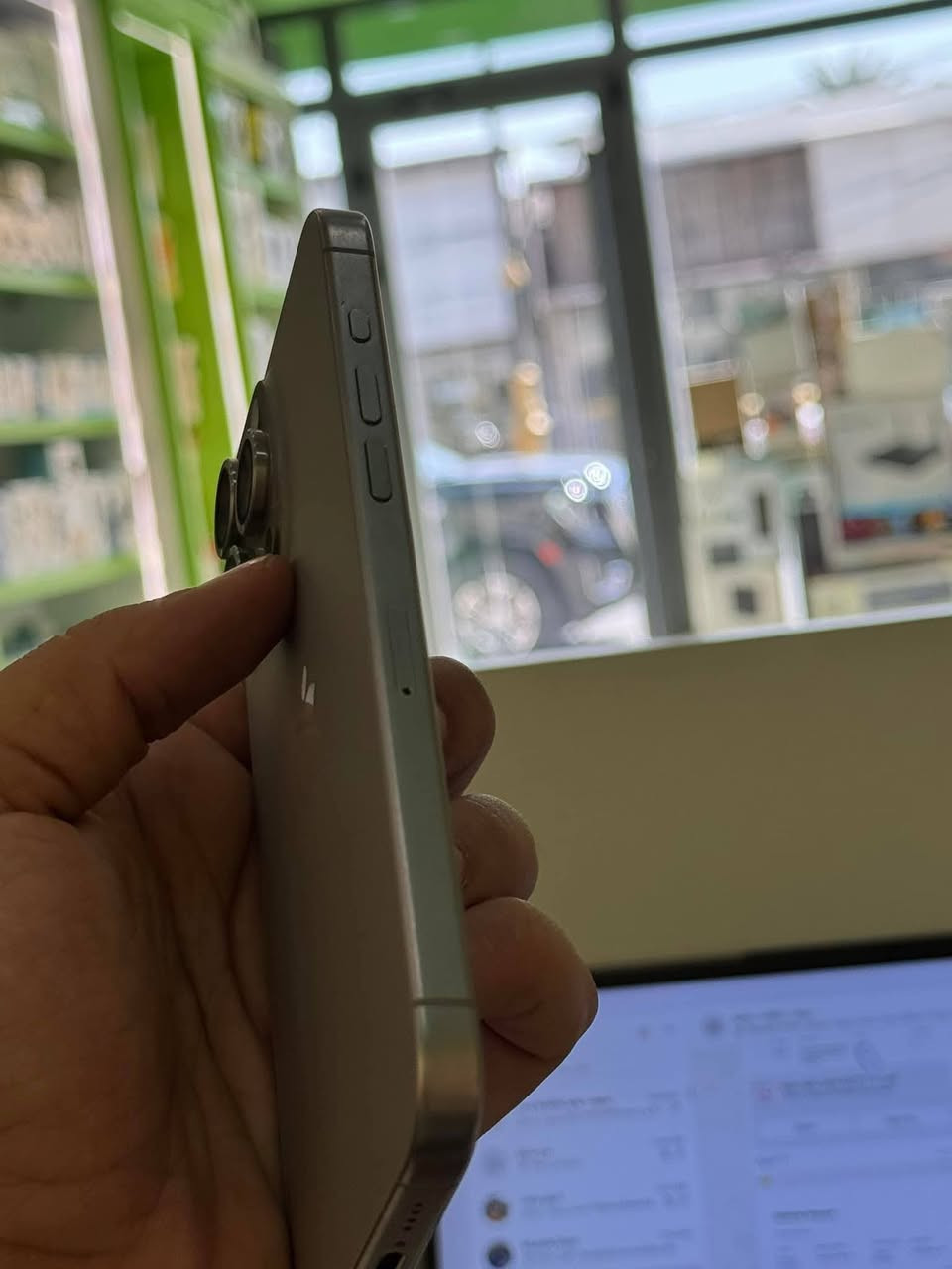 ايفون 15برو ماكس
256 مكفول من كولشي بطاريه ٨٨ عربي قفل 900ممتواجد ع نت ***********
